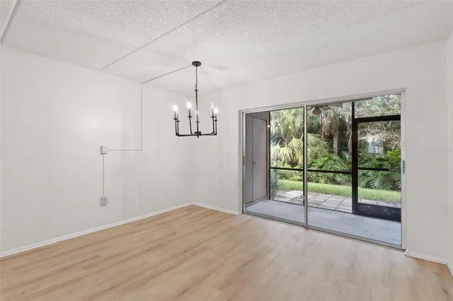 $1,825 | 121 Cypress Lane, Unit 121, Oldsmar, FL 34677