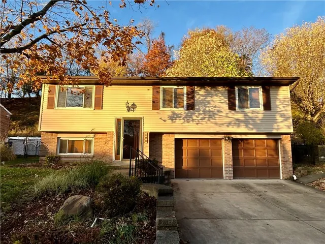 $239,900 | 308 Golden Gate Drive, Verona, PA 15147