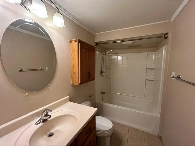 $239,900 | 308 Golden Gate Drive, Verona, PA 15147