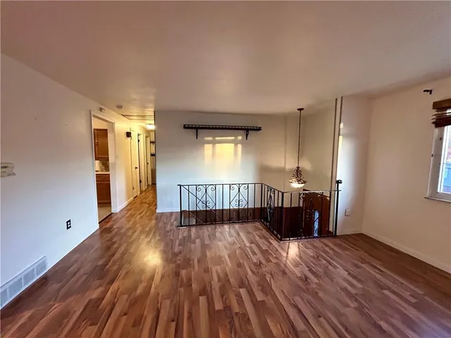 $239,900 | 308 Golden Gate Drive, Verona, PA 15147