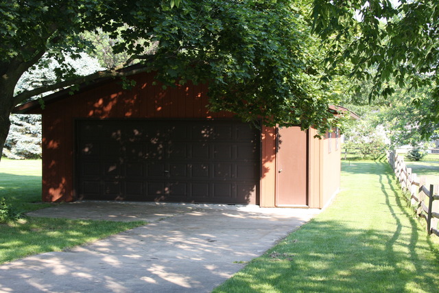 9N111 Muirhead Road Elgin, IL 60124 - Photo 14 of 17