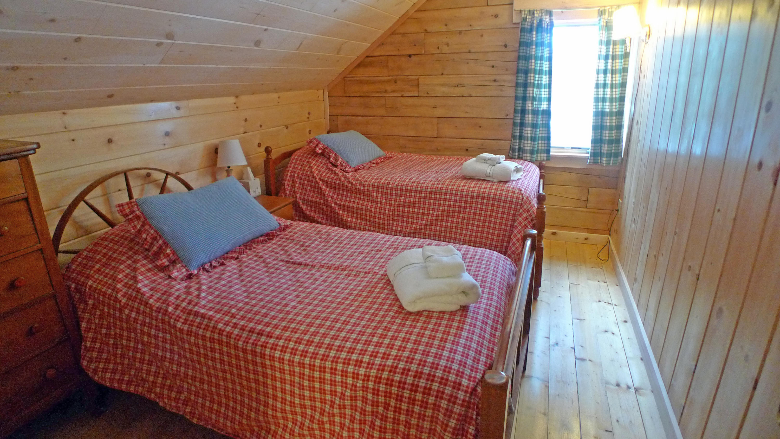 8 Beach Path Road Boothbay Harbor, ME 04538 - Photo 11 of 22 bedroom 3