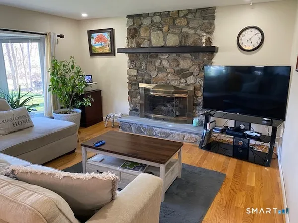 $410,000 | 5 Beardsley Road, Danbury, CT 06811