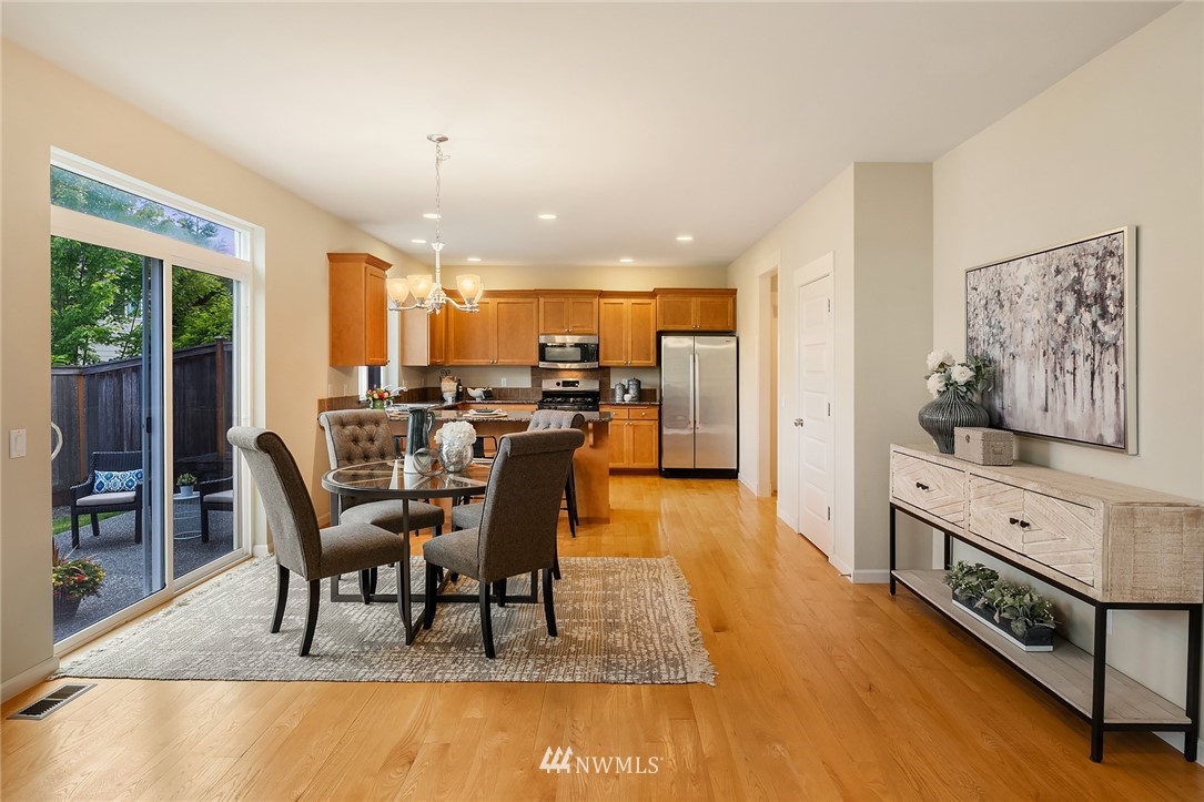 3824 226th Street Southeast Bothell, WA 98021 - Photo 12 of 38