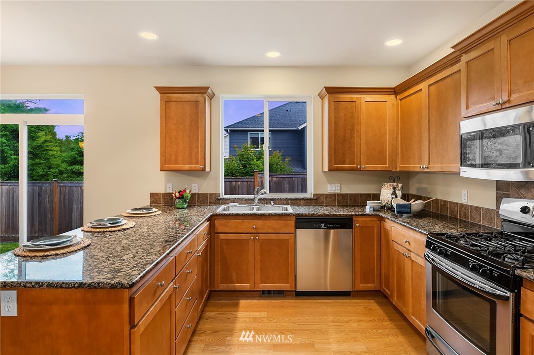 3824 226th Street Southeast Bothell, WA 98021 - Photo 15 of 38