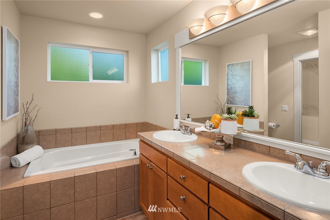 3824 226th Street Southeast Bothell, WA 98021 - Photo 18 of 38
