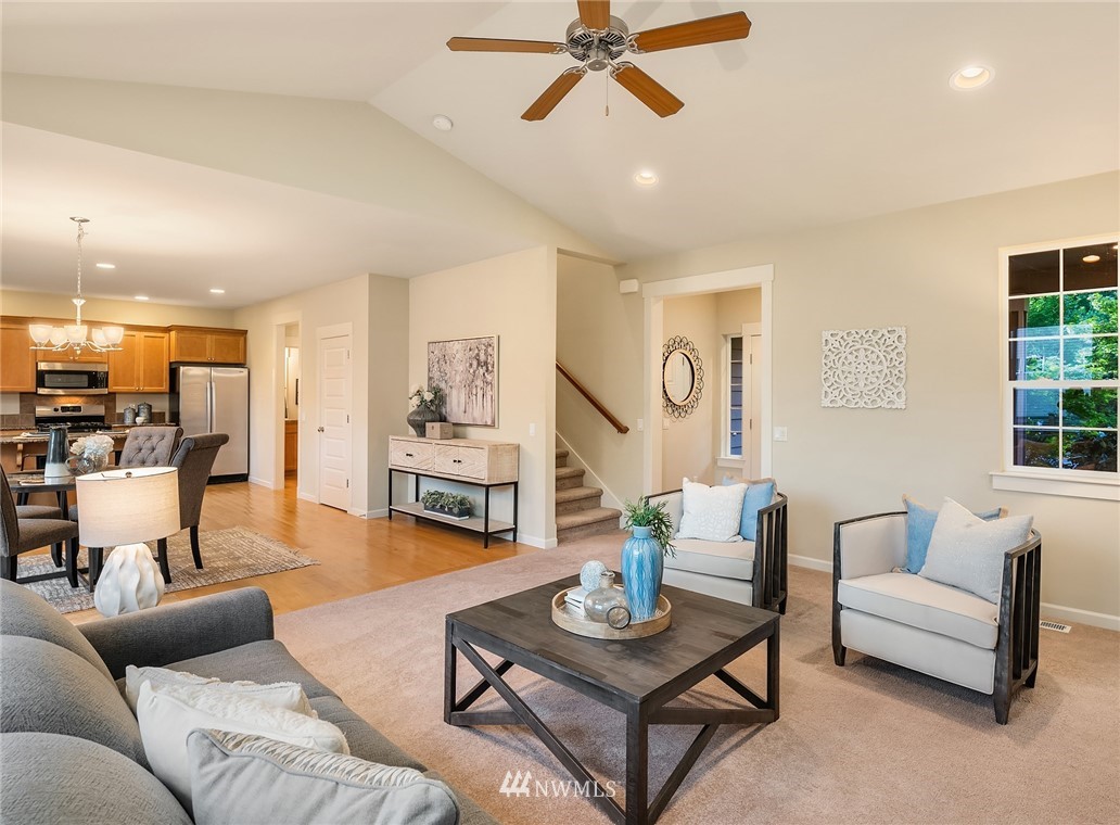 3824 226th Street Southeast Bothell, WA 98021 - Photo 9 of 38