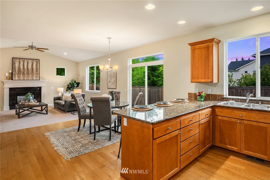 3824 226th Street Southeast Bothell, WA 98021 - Photo 10 of 38