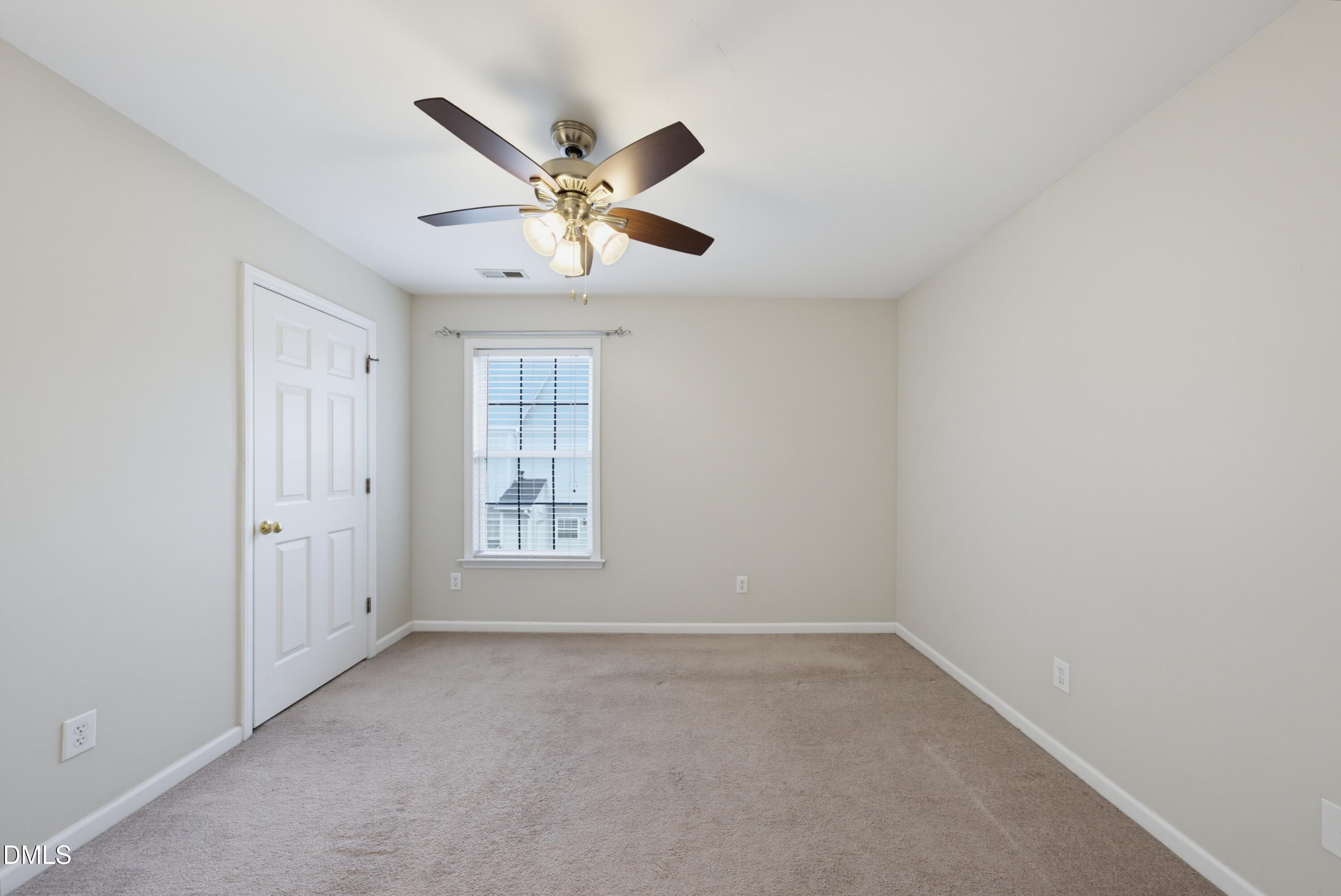 217 Dairy Road Clayton, NC 27520 - Photo 10 of 20 DSC07956