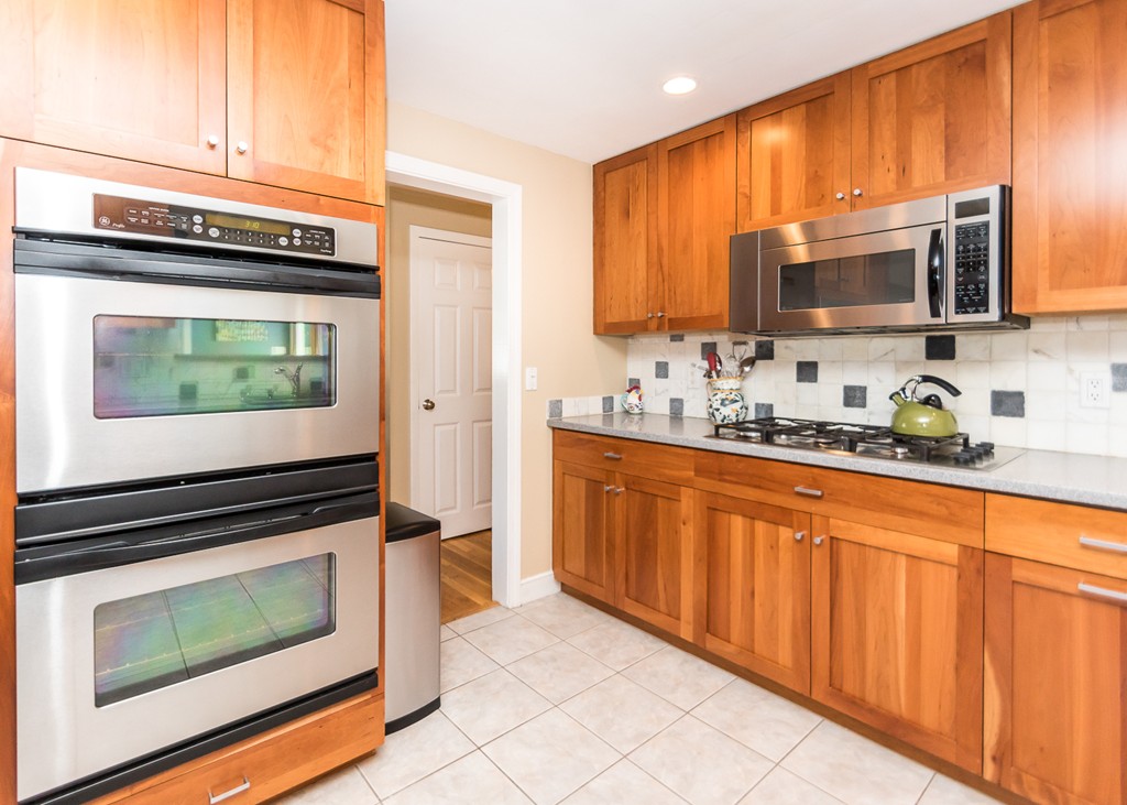 119 Noanett Road Needham, MA 02494 - Photo 6 of 25 Gallery Image 6