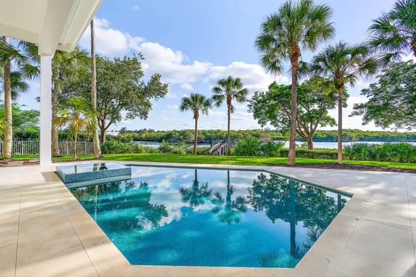 $6,500,000 | 8818 Southeast Riverfront Terrace, Tequesta, FL 33469