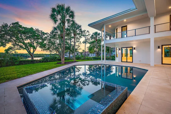 $6,500,000 | 8818 Southeast Riverfront Terrace, Tequesta, FL 33469