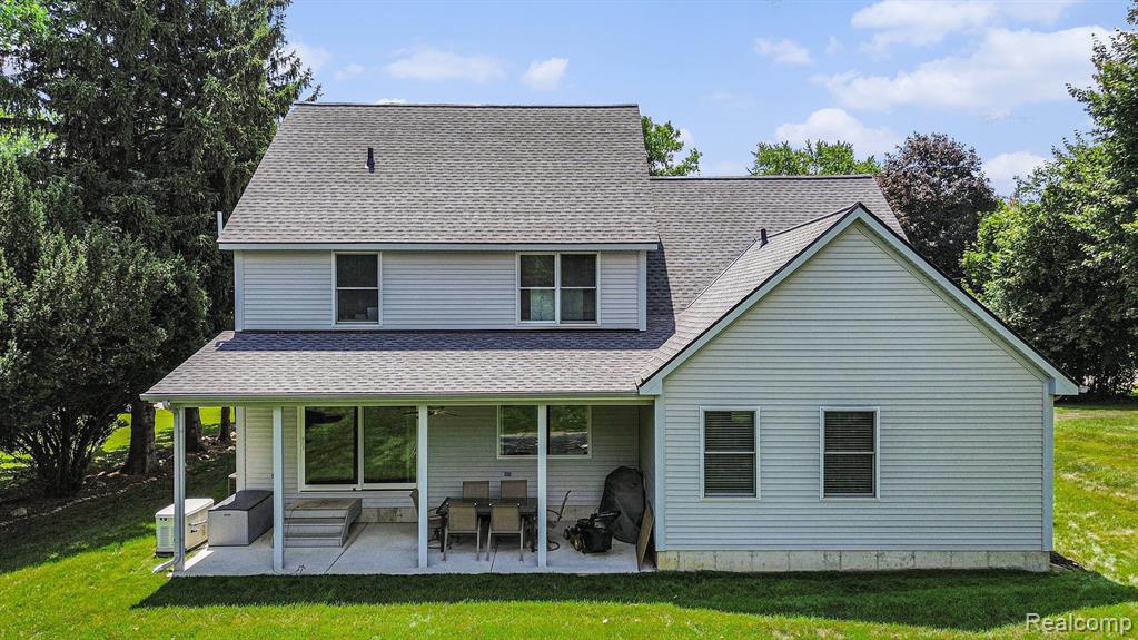 3074 Woodcrest Road Rochester Hills, MI 48309 - Photo 34 of 39
