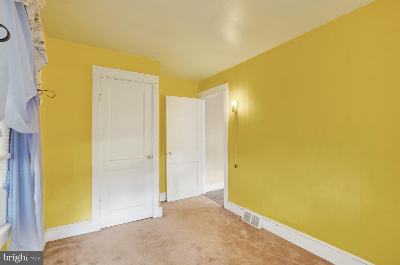 121 Valley Road York, PA 17407 - Photo 13 of 17 Gallery Image 13