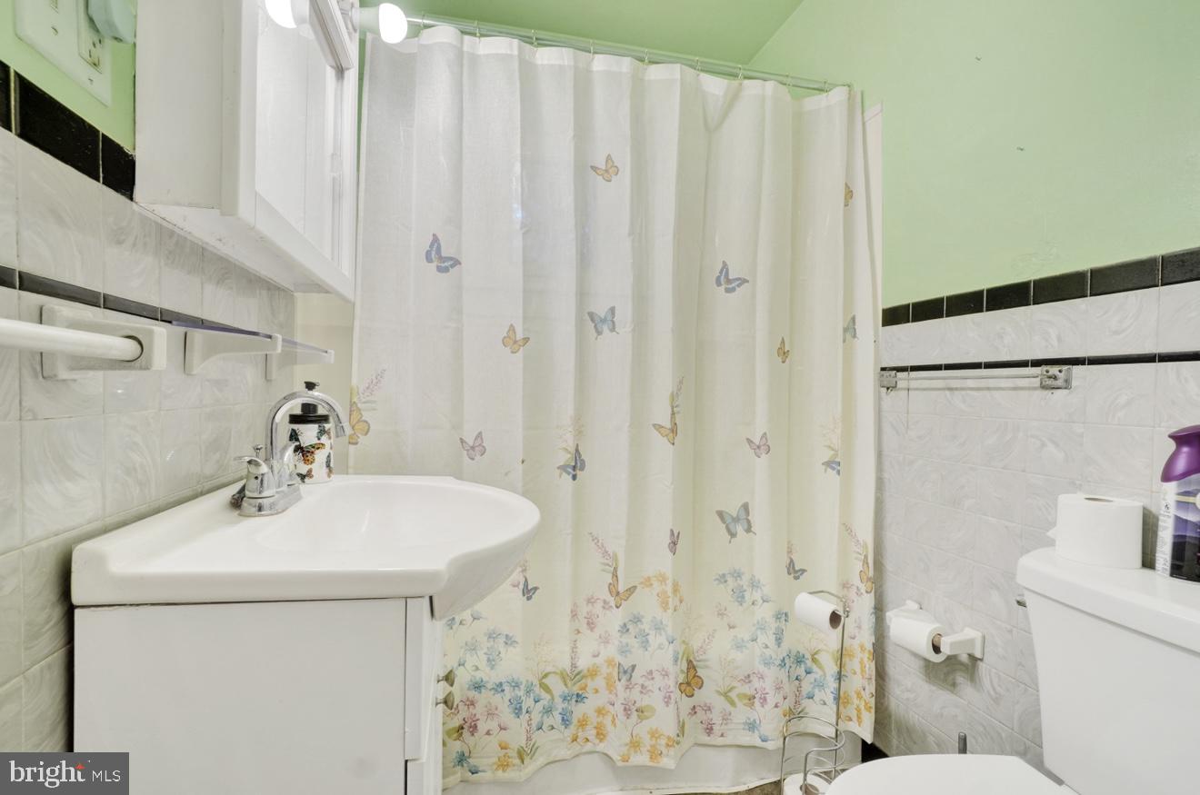 121 Valley Road York, PA 17407 - Photo 14 of 17 Gallery Image 14