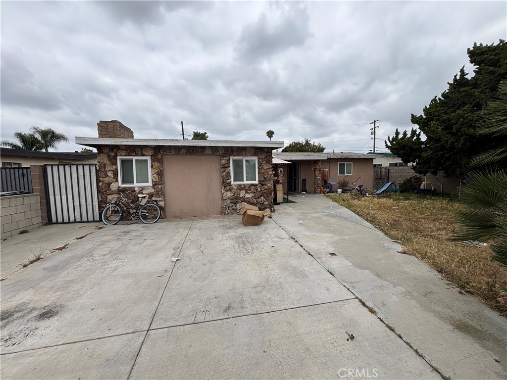 9841 West Chanticleer Road Anaheim, CA 92804 - Photo 1 of 1 Gallery Image 1