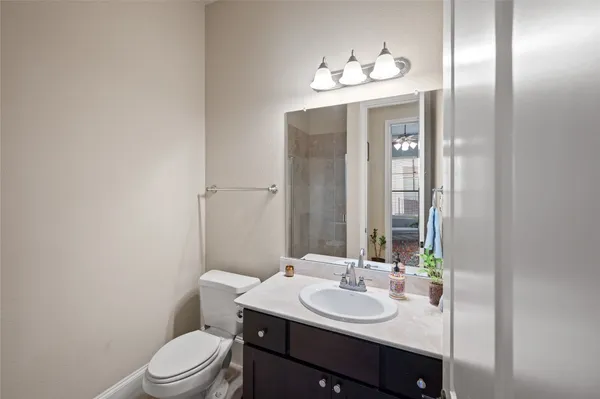 $3,000 | 1114 West 25th Street, Houston, TX 77008