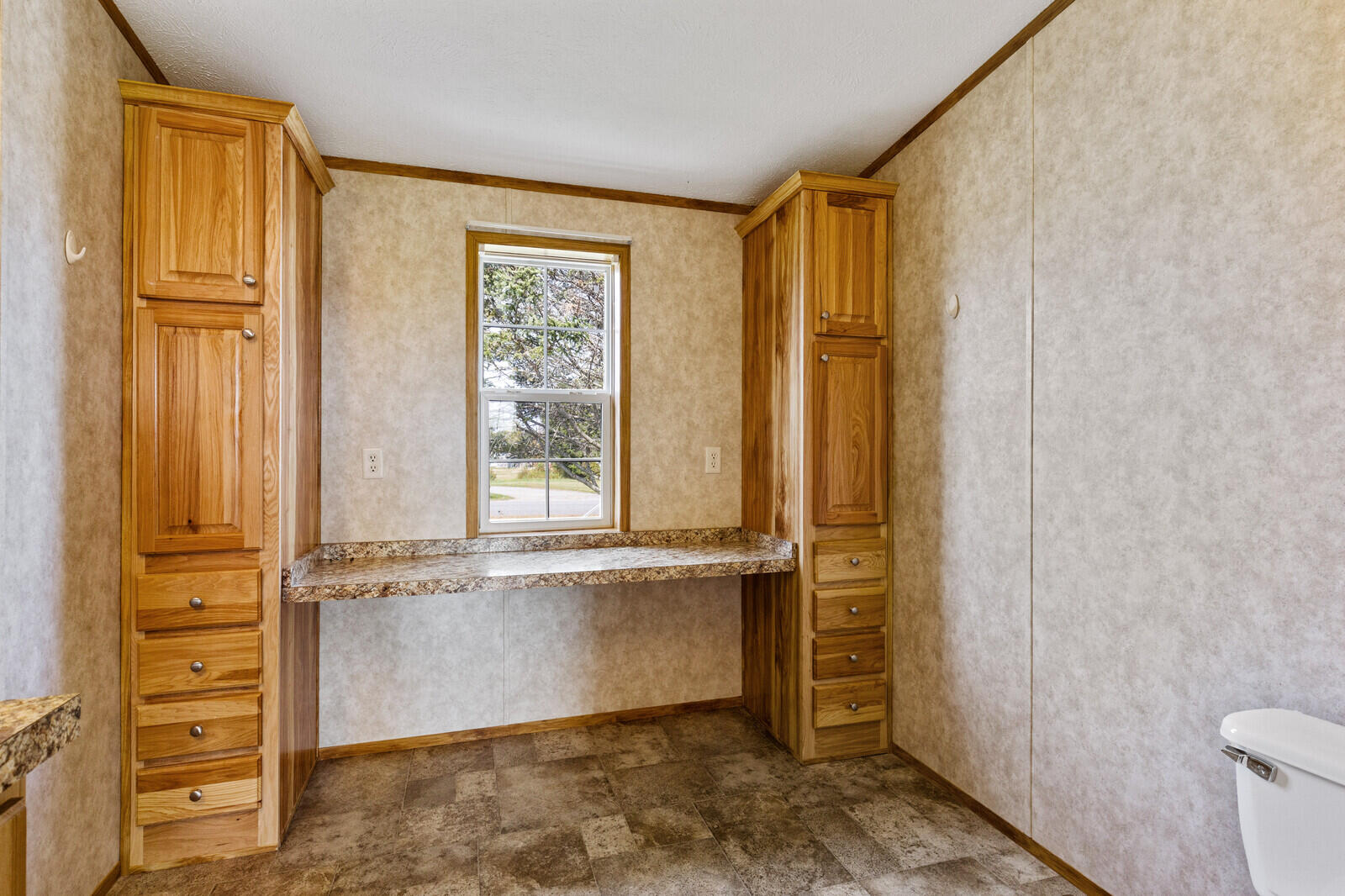 82 Wade Road Augusta, ME 04330 - Photo 18 of 32 10_BP5A0411_DxO_mls