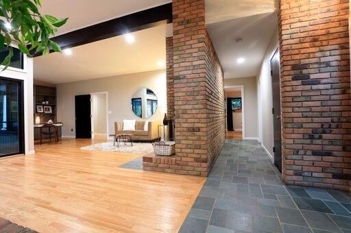 911 Robin Road Ann Arbor, MI 48103 - Photo 11 of 52 Photo 11