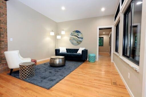 911 Robin Road Ann Arbor, MI 48103 - Photo 13 of 52 Photo 13