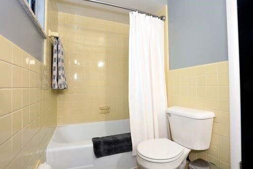 911 Robin Road Ann Arbor, MI 48103 - Photo 36 of 52 Photo 36