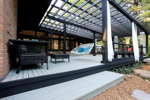 911 Robin Road Ann Arbor, MI 48103 - Photo 6 of 52 Photo 6