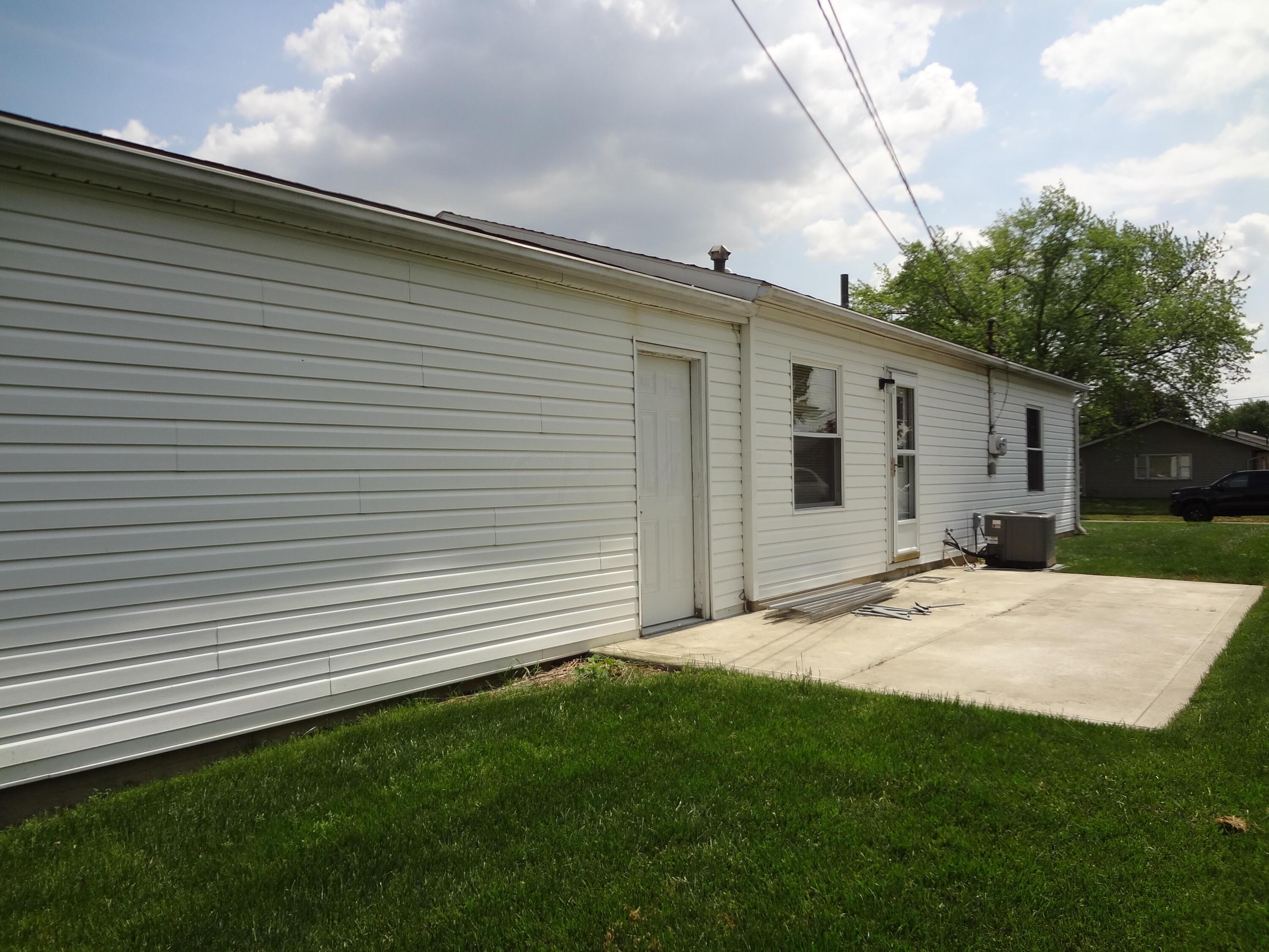 256 Fieldpoint Road Heath, OH 43056 - Photo 3 of 17 Gallery Image 3