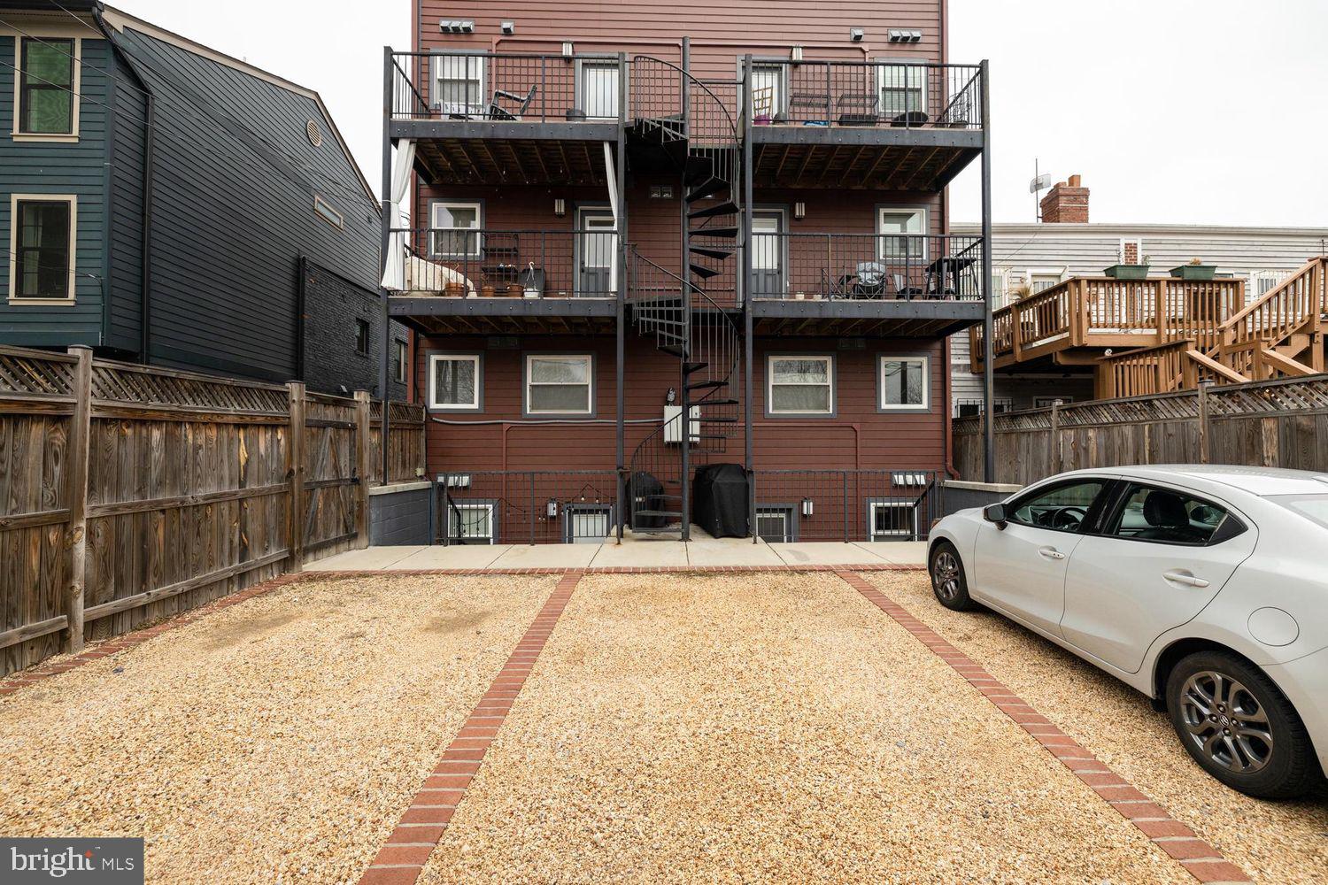 1433 K Street Southeast, Unit 101 Washington, DC 20003 - Photo 23 of 25 Gallery Image 23