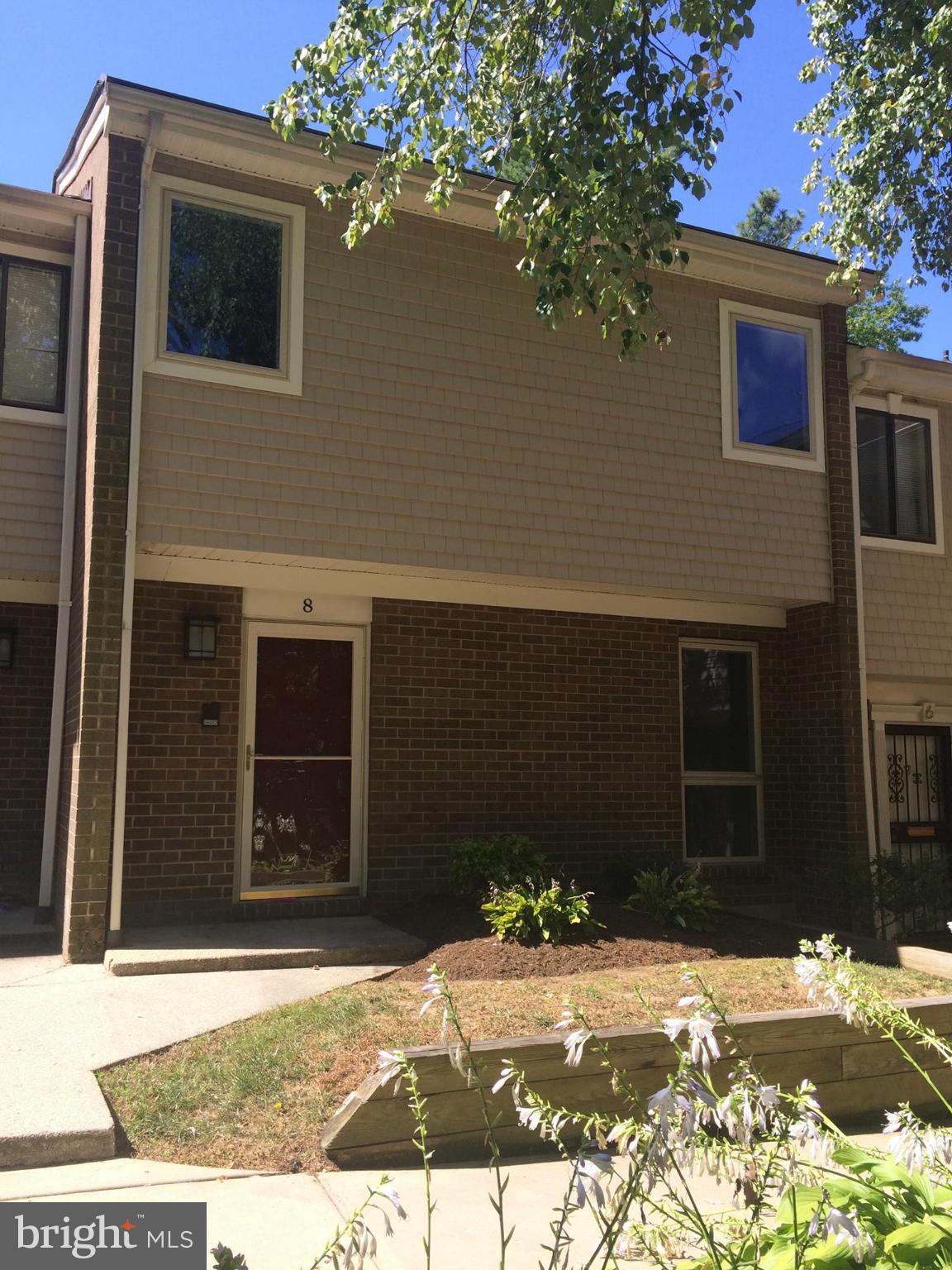 8 Gentry Court Annapolis, MD 21403 - Photo 1 of 10 Exterior (Front)