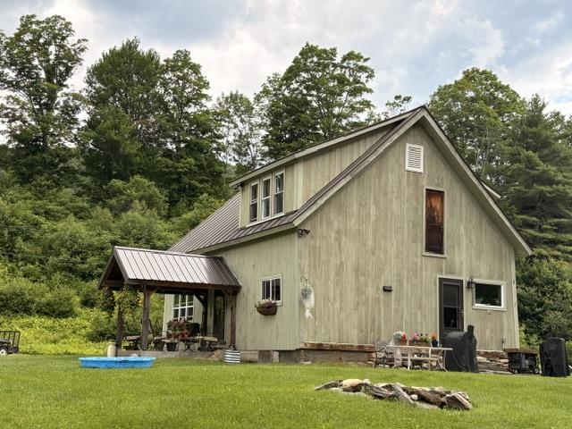 1821 Chateauguay Road Barnard, VT 05032 - Photo 2 of 57