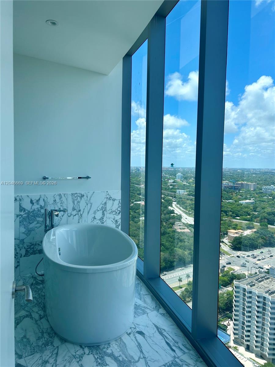 175 Southeast 25th Road, Unit 2804 Miami, FL 33129 - Photo 15 of 15