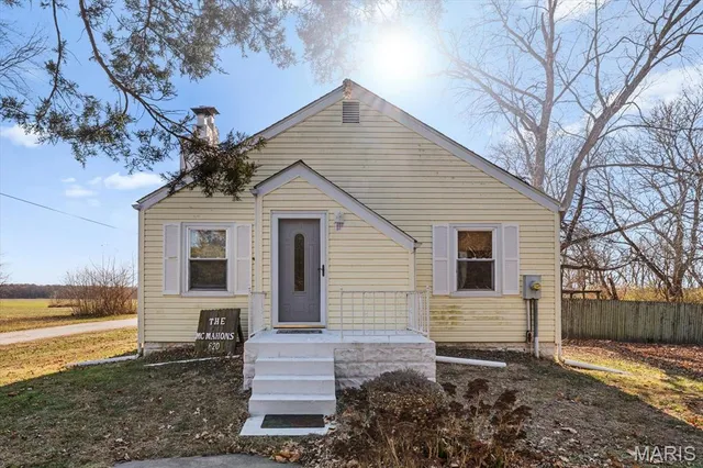 $205,000 | 620 East Reily Street, Marissa, IL 62257