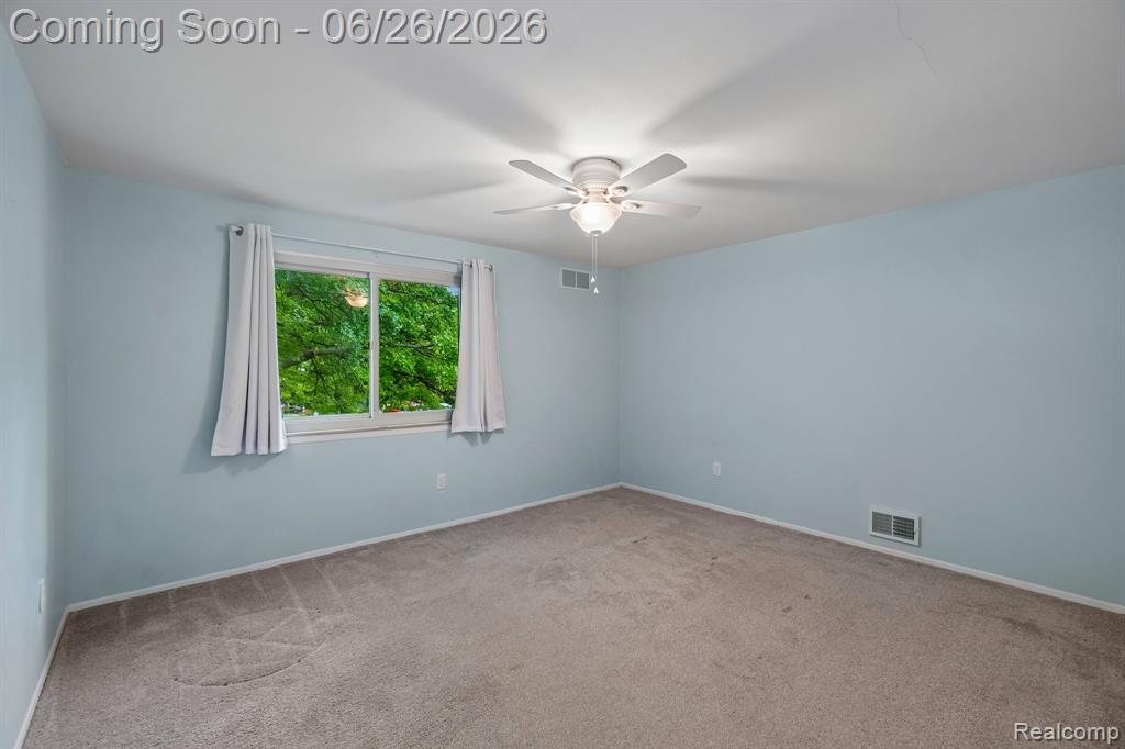 6046 Wedgewood Road Canton, MI 48187 - Photo 31 of 46