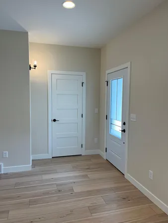 $483,000 | 316 Southwest 4th Avenue Southwest, Hankinson, ND 58041