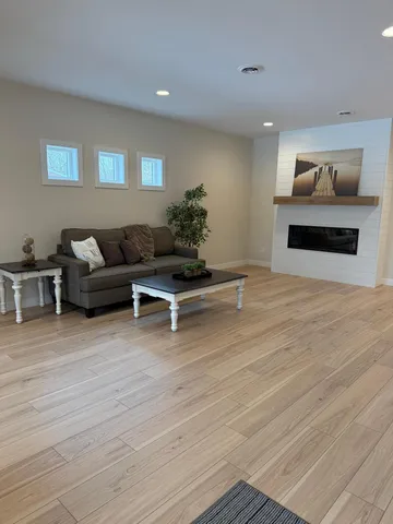 $483,000 | 316 Southwest 4th Avenue Southwest, Hankinson, ND 58041