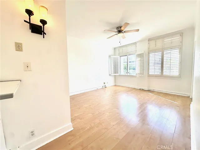 $1,800 | 140 Linden Avenue, Unit 316, Long Beach, CA 90802