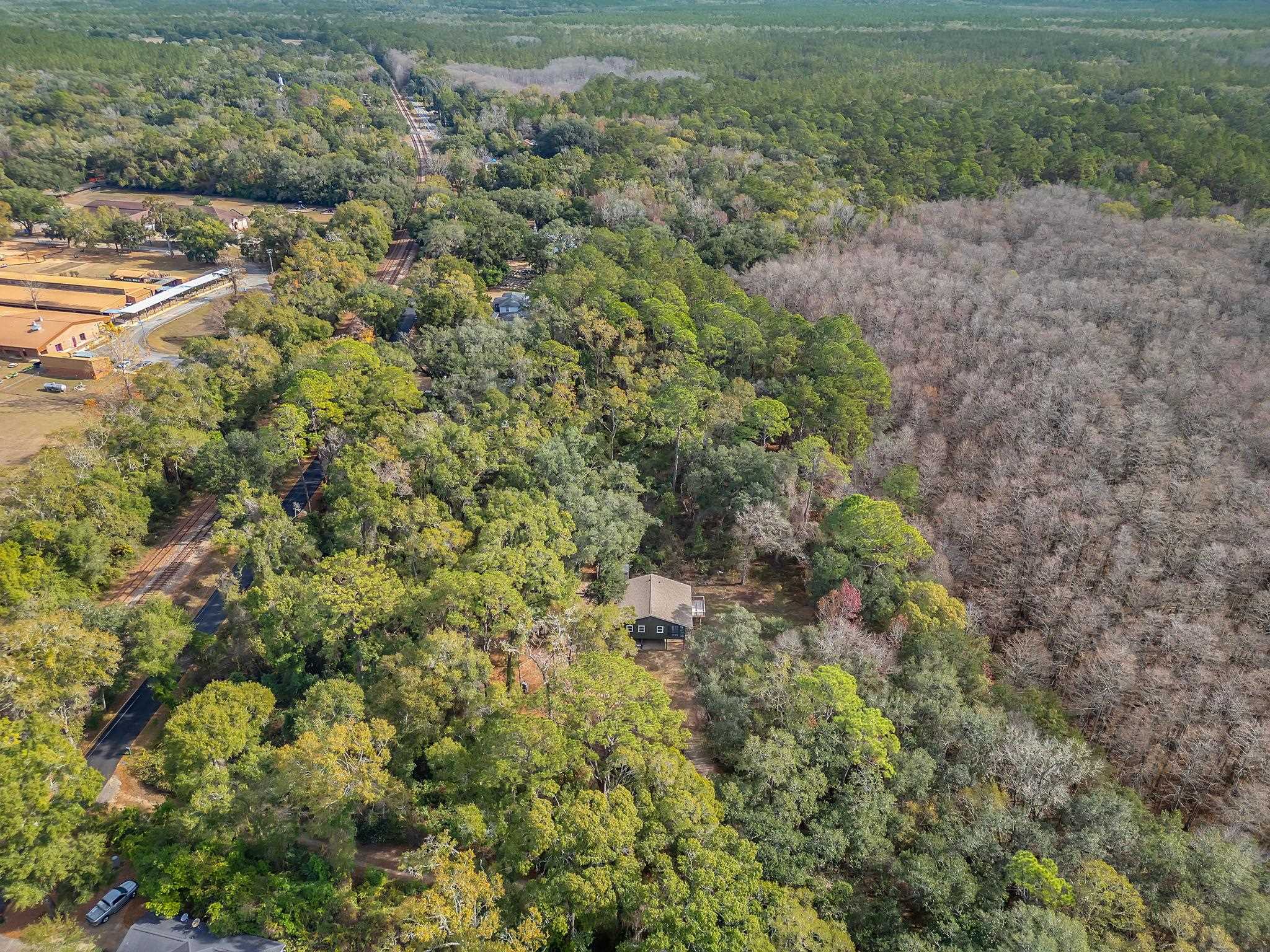 9201 Road To The Lake Road Tallahassee, FL 32317 - Photo 19 of 27