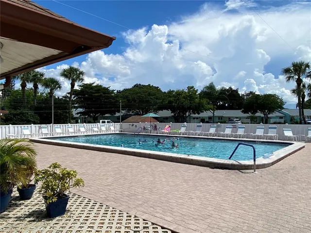$199,000 | 3813 42nd Street West, Unit 37, Bradenton, FL 34205