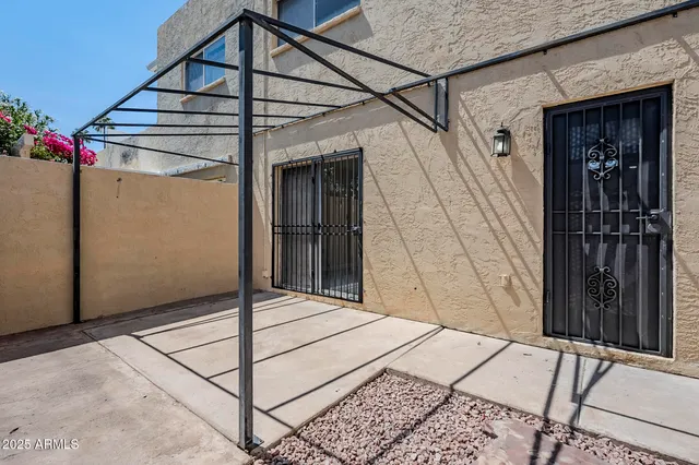 $379,900 | 2223 East Catalina Drive, Phoenix, AZ 85016