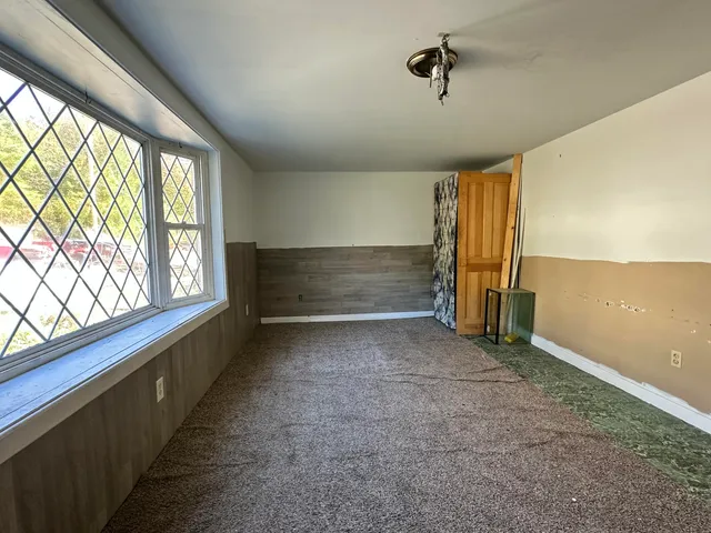 $225,000 | 16 Forgotten Alley, Waterford, ME 04088