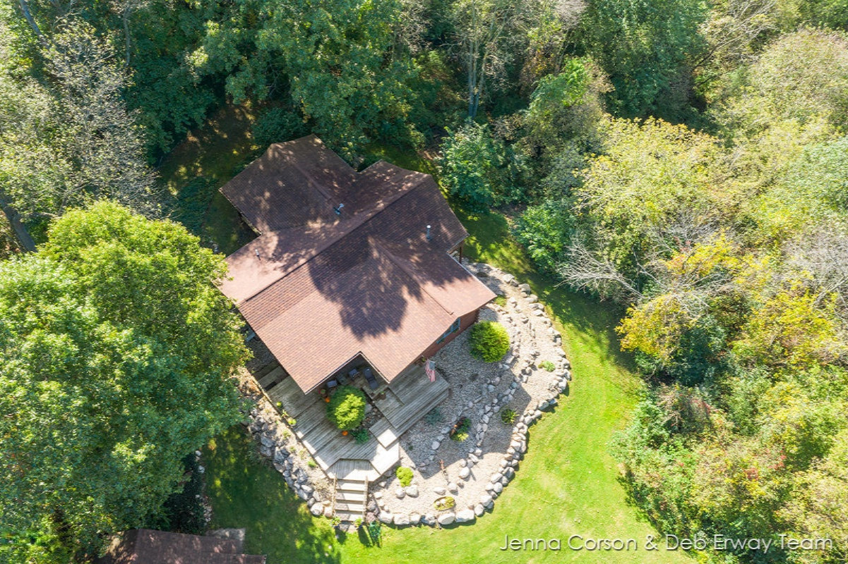 8501 Keller Road Delton, MI 49046 - Photo 19 of 30 IMG_1018
