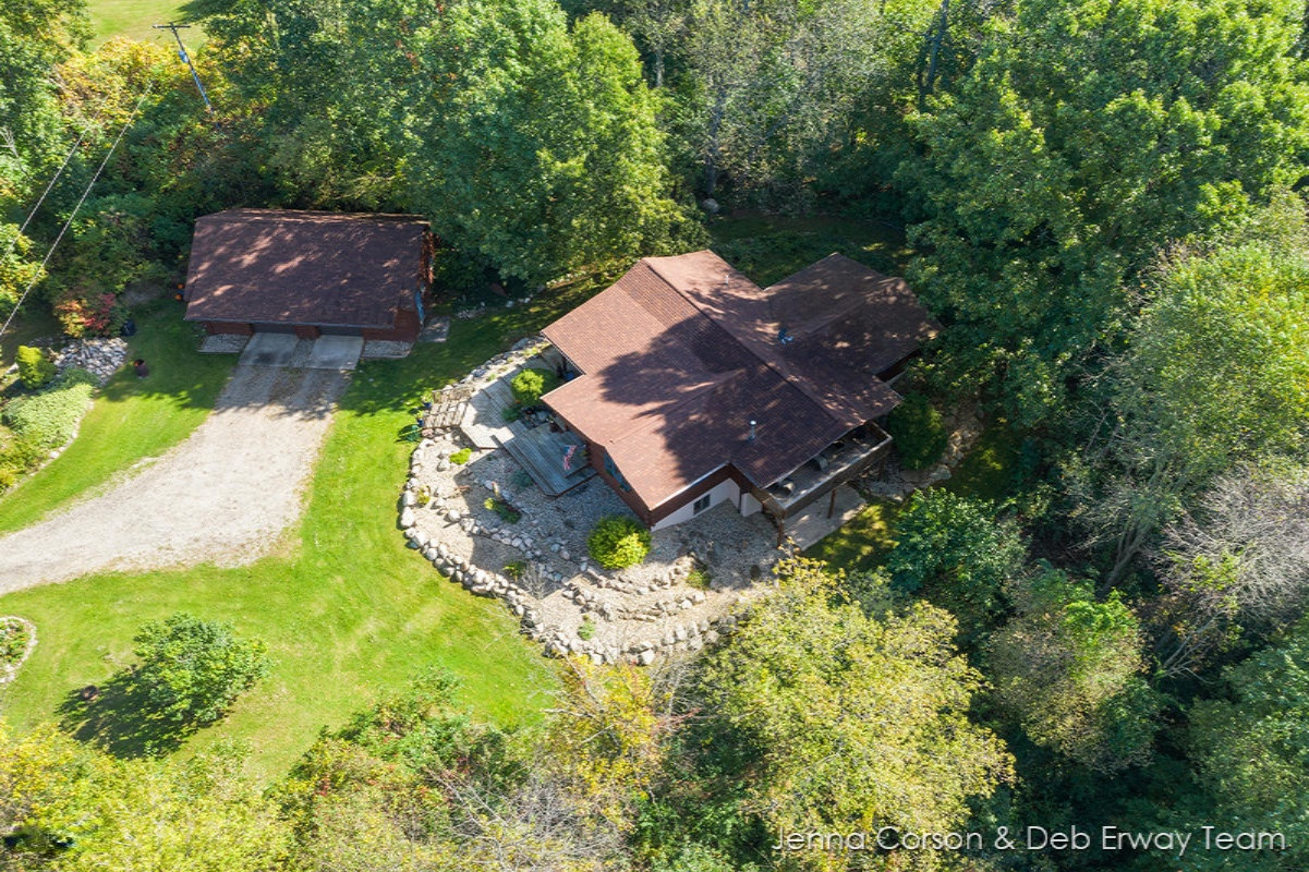 8501 Keller Road Delton, MI 49046 - Photo 21 of 30 IMG_1020