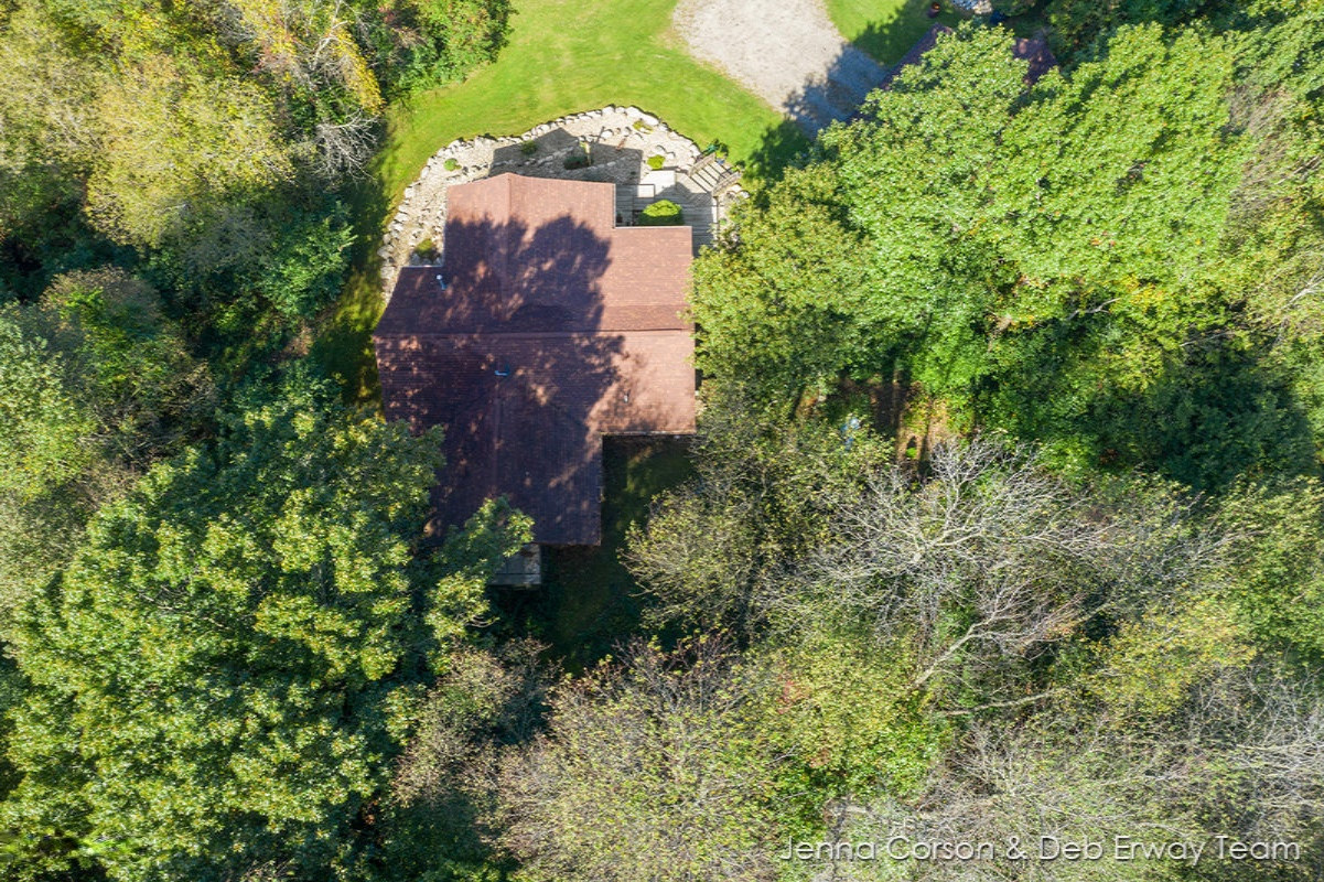 8501 Keller Road Delton, MI 49046 - Photo 22 of 30 IMG_1021