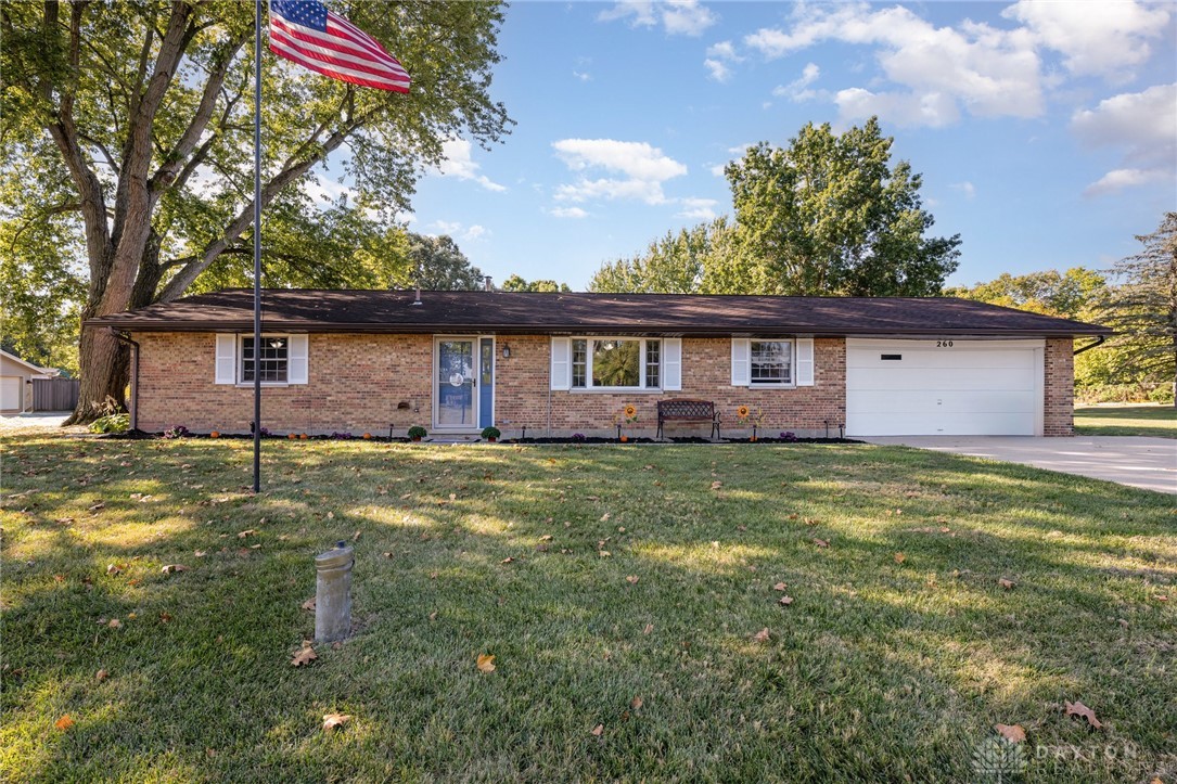 260 Kent Road Tipp City, OH 45371 - Photo 2 of 17 Gallery Image 2