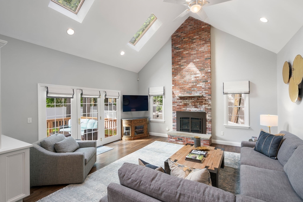 153 Valley Road Needham, MA 02492 - Photo 10 of 35 Gallery Image 10