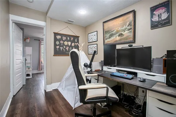 $445,000 | 206 West Wisconsin Avenue, DeLand, FL 32720