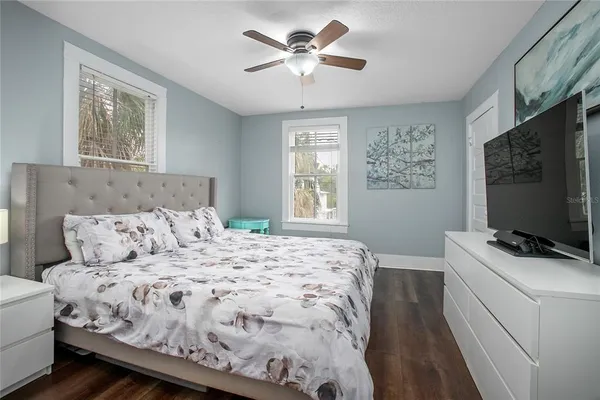 $445,000 | 206 West Wisconsin Avenue, DeLand, FL 32720