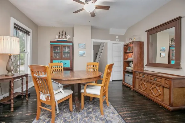 $445,000 | 206 West Wisconsin Avenue, DeLand, FL 32720