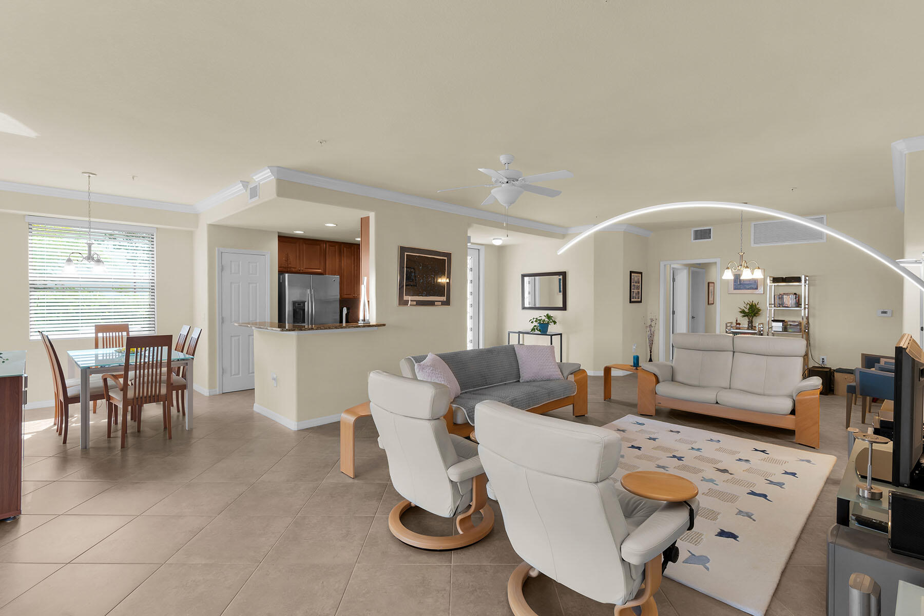 3169 Aviamar Circle, Unit 102 Naples, FL 34114 - Photo 5 of 37 226012217bb