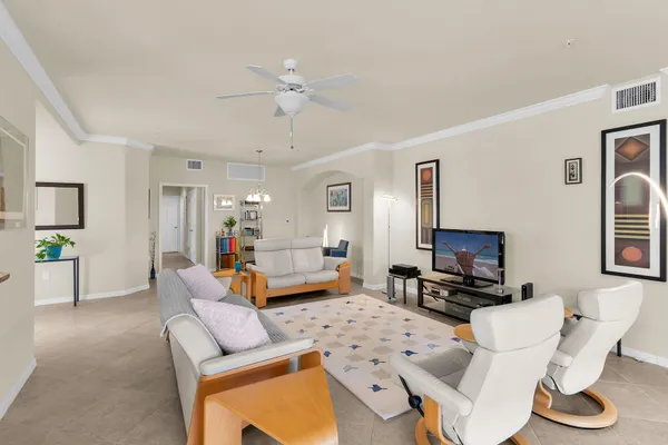 $450,000 | 3169 Aviamar Circle, Unit 102, Naples, FL 34114